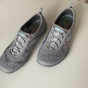 Woman’s Relaxed Fit Air Cooled Memory Foam